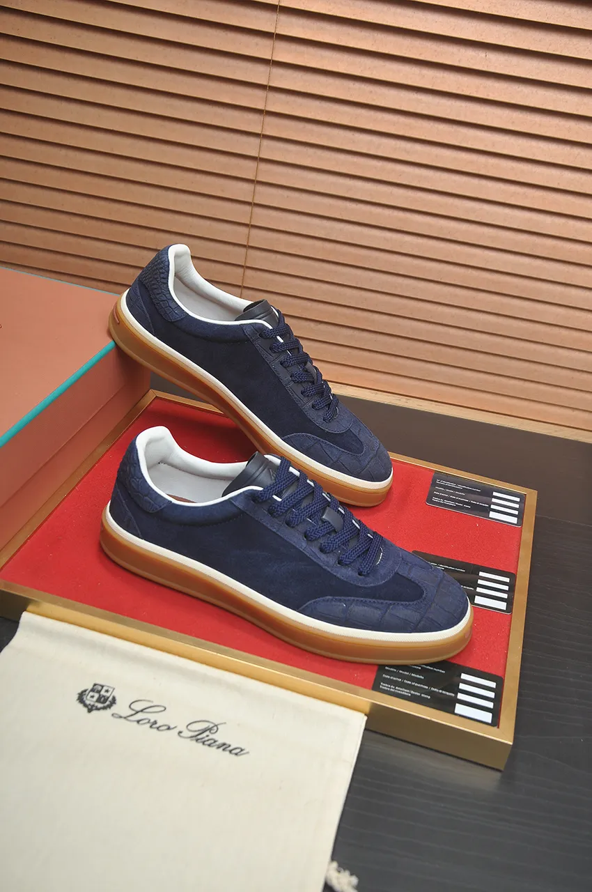 Men's men's shoes 💰580💶[𝐥𝐨𝐫𝐨 𝐏𝐢𝐚𝐧𝐚] lp classic loafers, an Italian treasure brand, the only brand that can match Hermès! Only after wearing it do we realize that we cannot let down our feet. The upper is imported cashmere, the lining of water-dyed cowhide ➕ the cowhide feet, the official original glass rubber outsole, and the pendant. Exclusive original packaging (tag ➕ brand paper ➕ outer box ➕ hand bag) code number: 38-46 (45 46 customized)